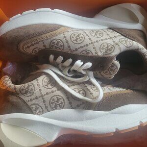 Tory Burch Sneaker